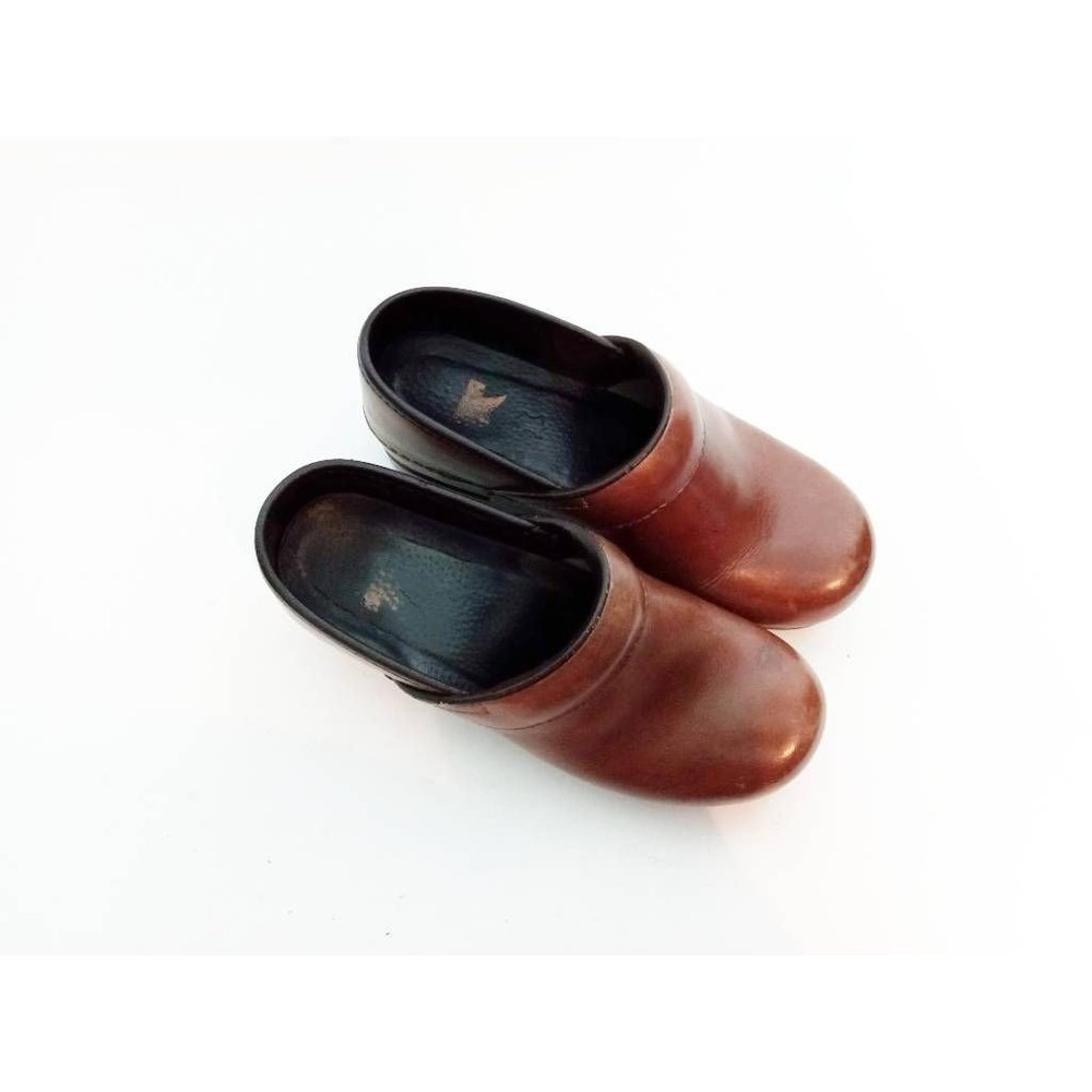 Dansko Womens Clogs Shoes Brown Leather Slip On Low Heel Professional Work 6.5